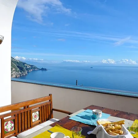 Hébergement de vacances Casa Elena *