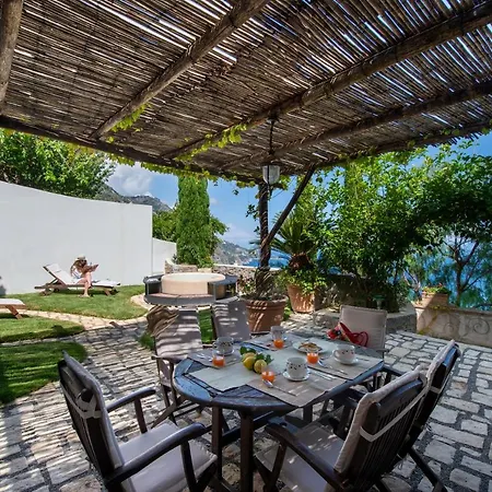 بيت للعطل Casa Elena *